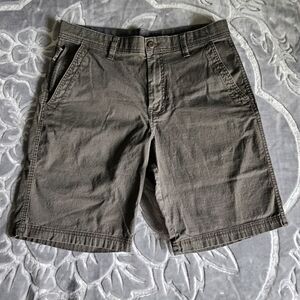 Weatherproof Men's Olive Green Flat Front Shorts
